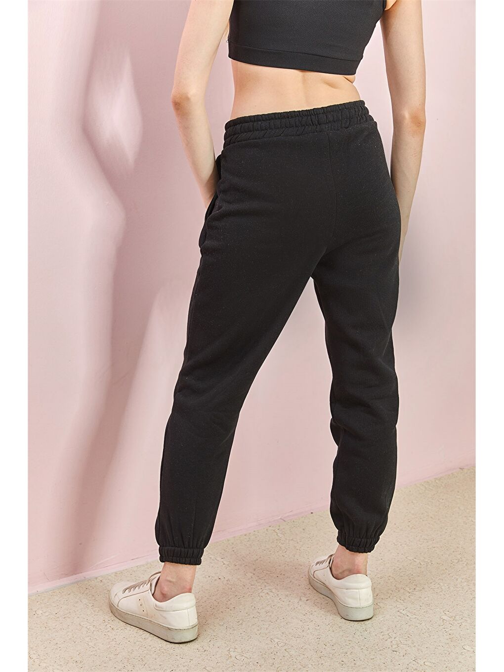 Siyah Kadın Beli Lastikli Düz Eşofman Altı-1