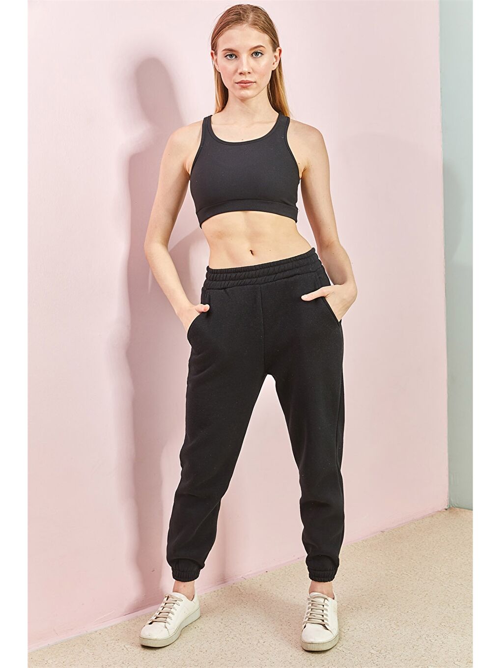 Siyah Kadın Beli Lastikli Düz Eşofman Altı-2