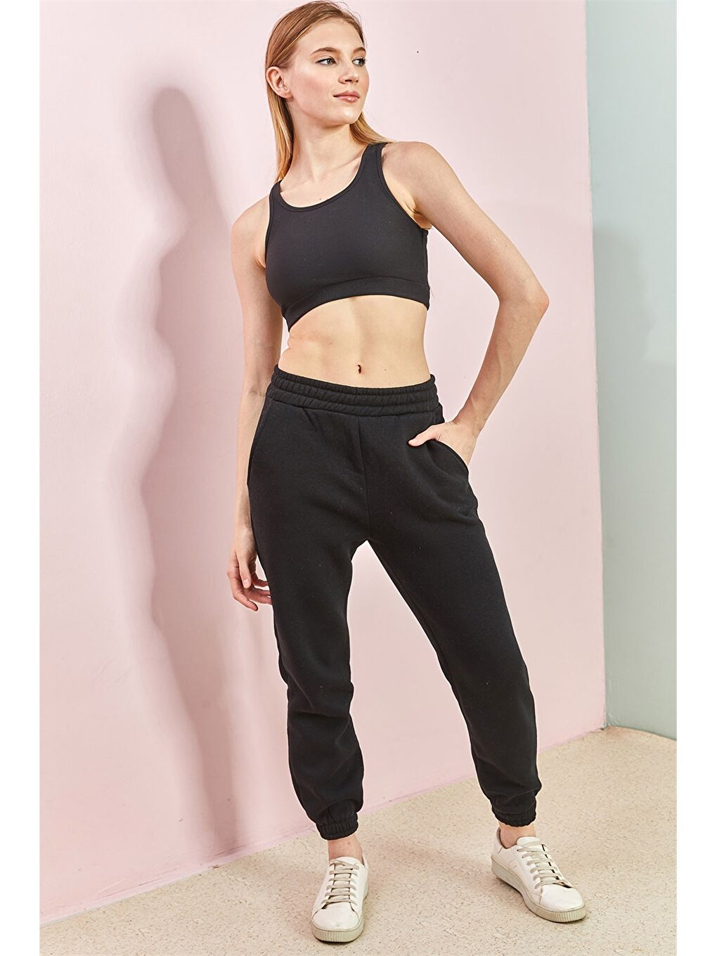 Siyah Kadın Beli Lastikli Düz Eşofman Altı-4