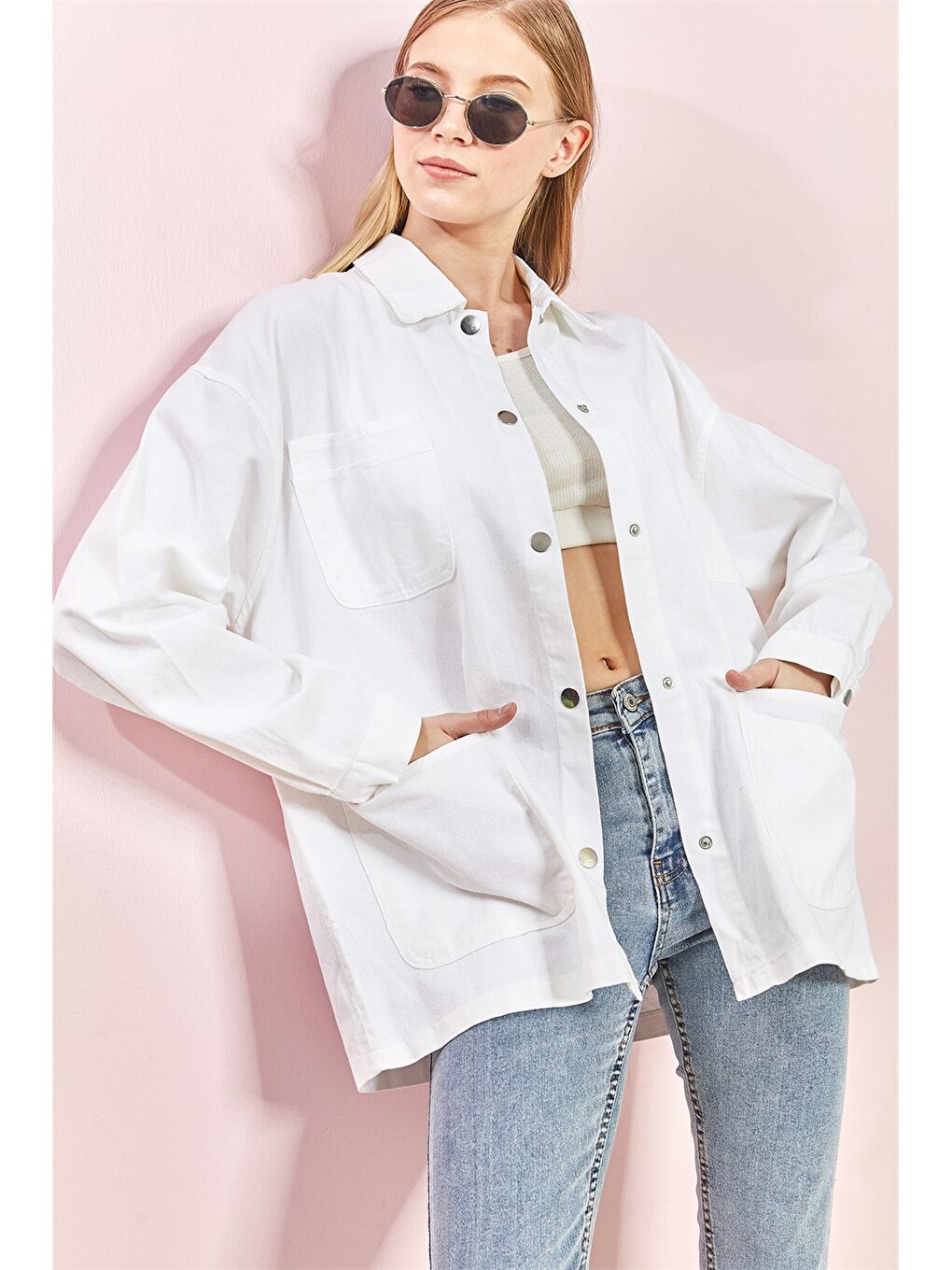 Beyaz Gömlek Yaka Oversize Kadın Ceket