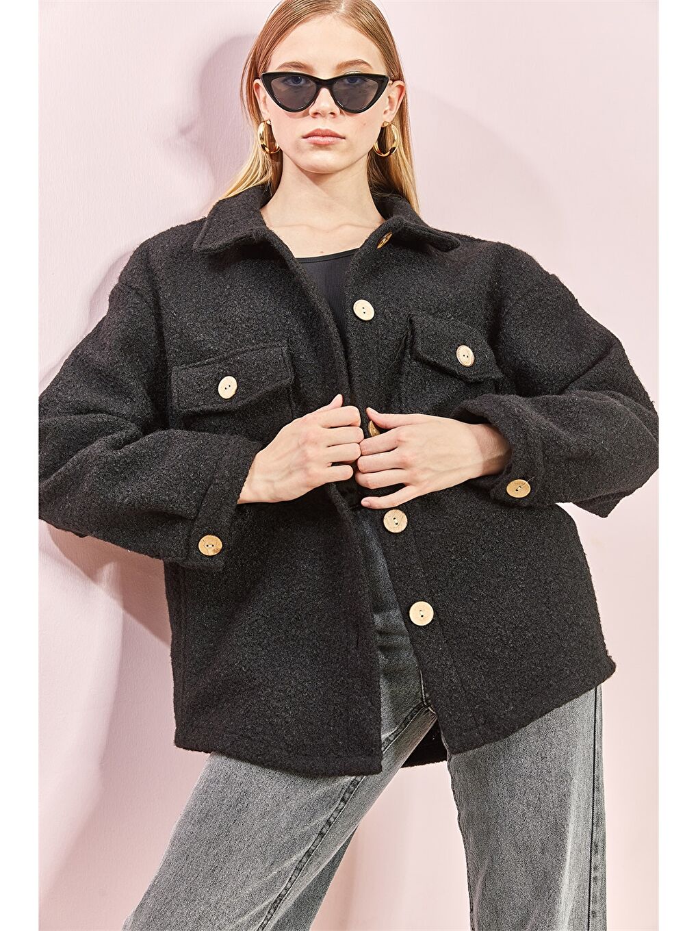 Siyah Gömlek Yaka Oversize Kadın Ceket