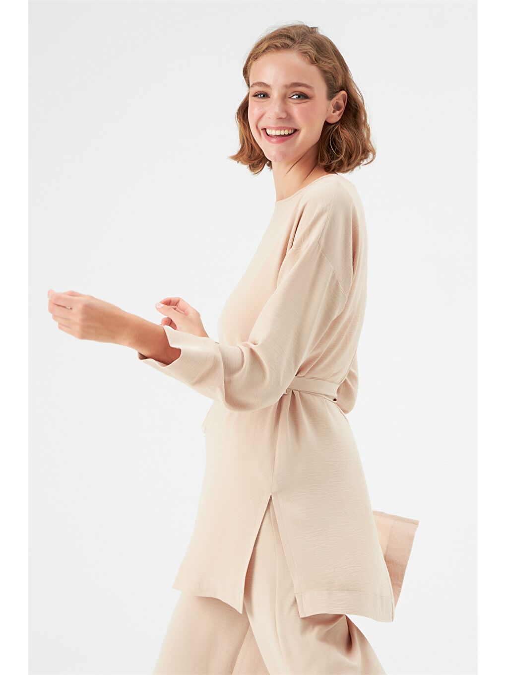 Bej Bisiklet Yaka Düz Uzun Kollu Aerobin Kadın Tunik ve Pantolon Takımı-2