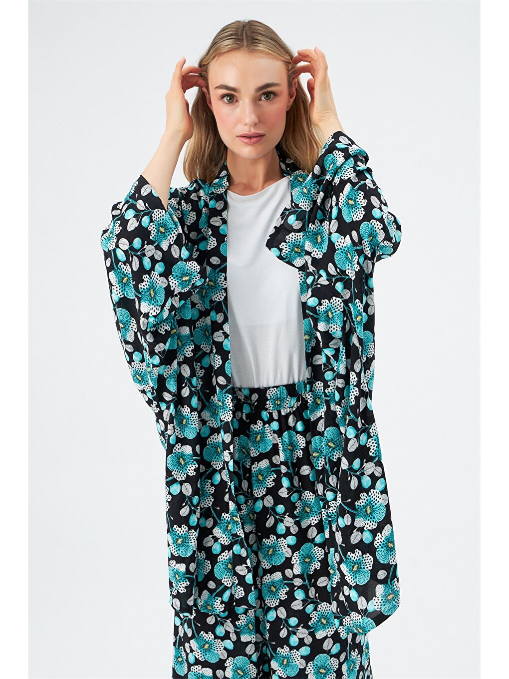 Shawl Collar Patterned Long Sleeve Viscose Women's Kimono-1