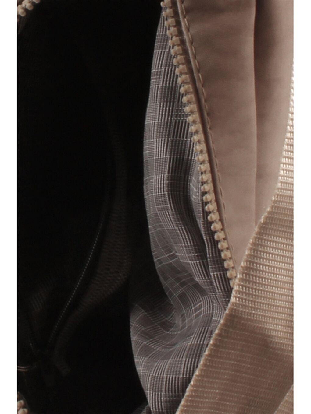 Ekru Etiket Baskılı Kadın Omuz Çantası-3