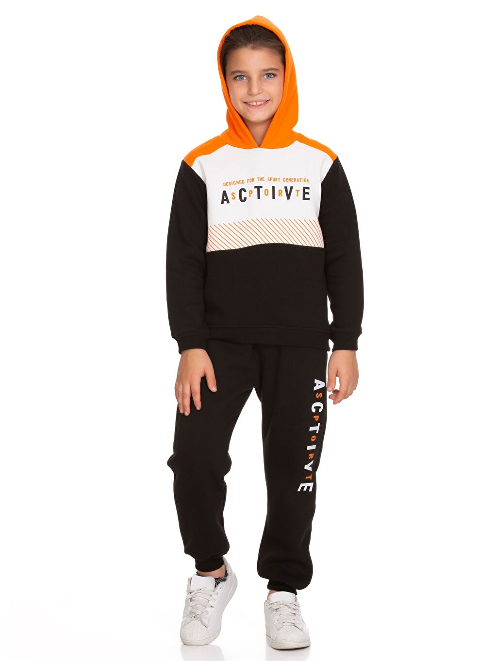 سويت شيرت ولادي بأكمام طويلة مطبوعة بغطاء للرأس وبنطلون رياضي-2