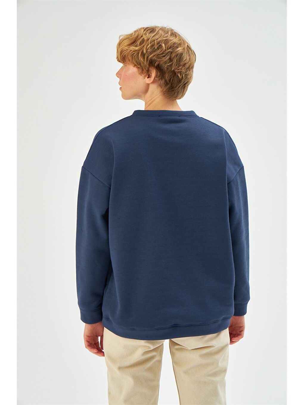 Crew Neck Plain Long Sleeve Women's Sweatshirt-4