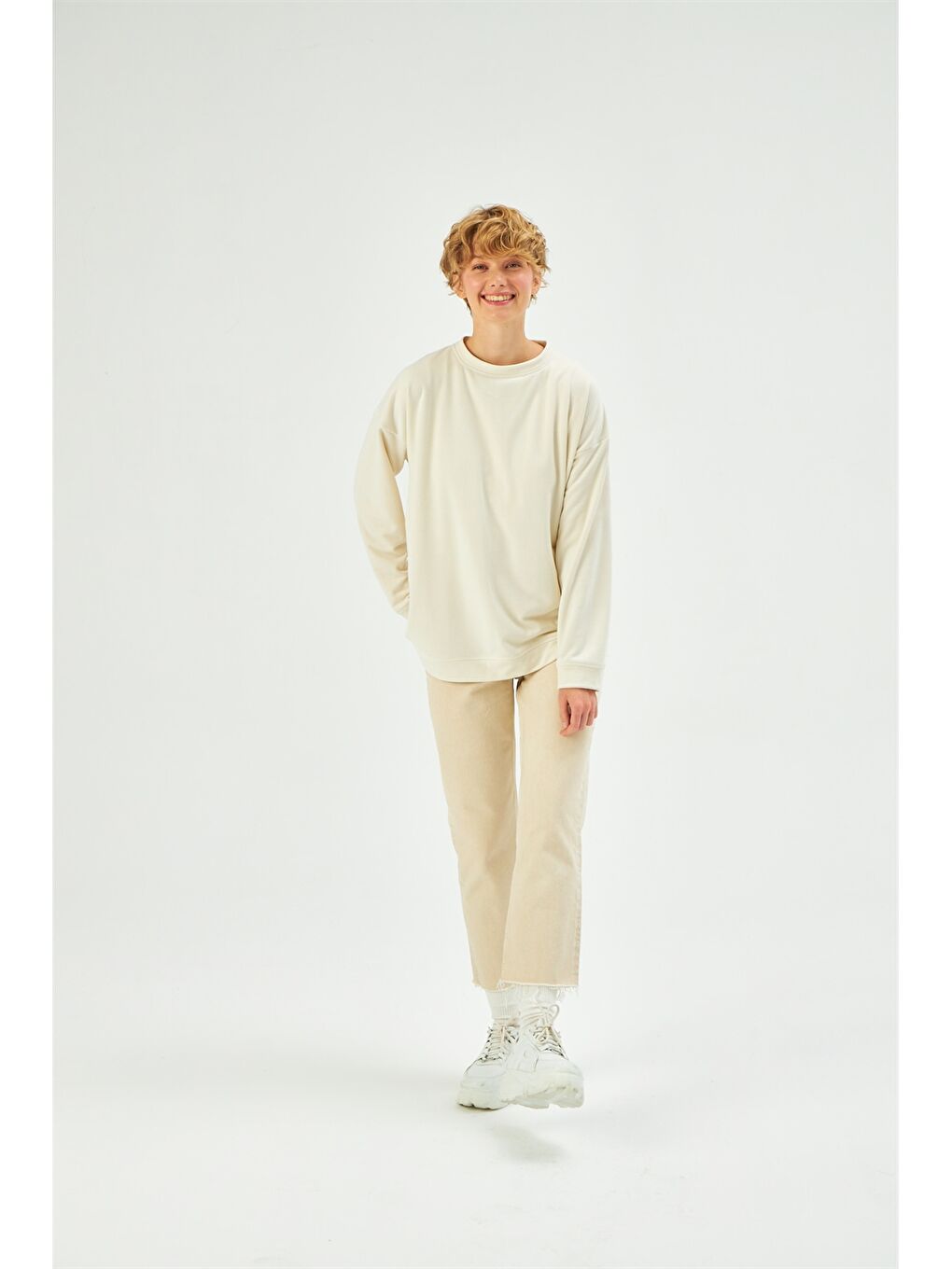 Bej Bisiklet Yaka Düz Uzun Kollu Kadın Sweatshirt