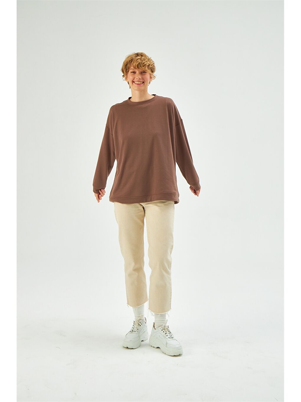 Kahverengi Bisiklet Yaka Düz Uzun Kollu Kadın Sweatshirt-1