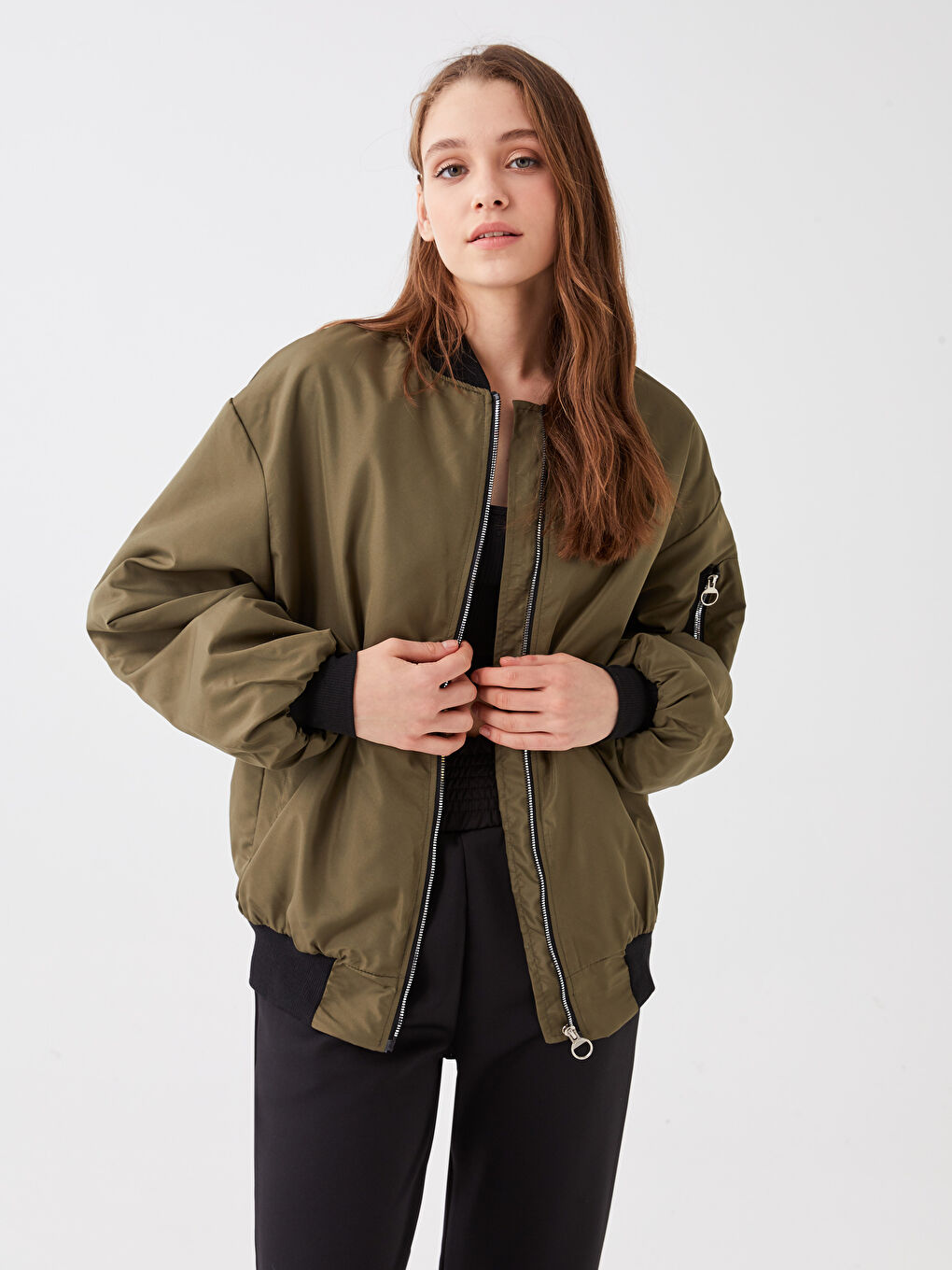 Haki Kolej Yaka Düz Uzun Kollu Kadın Mont-2