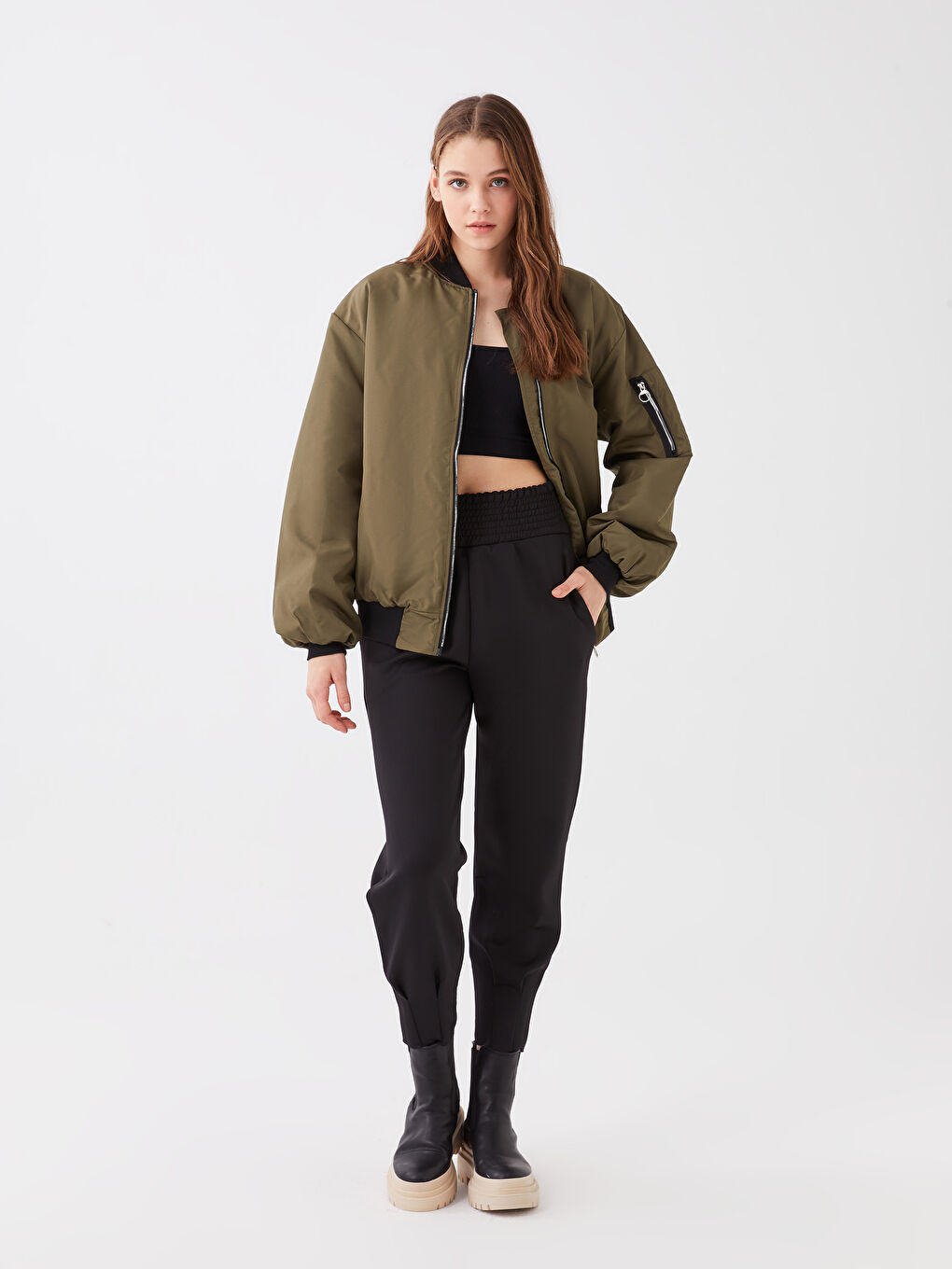 Haki Kolej Yaka Düz Uzun Kollu Kadın Mont-4