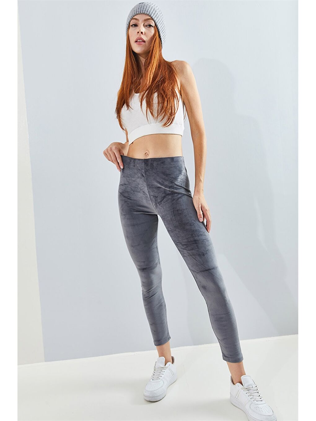 Gri Beli Lastikli Düz Kadife Kadın Tayt-1