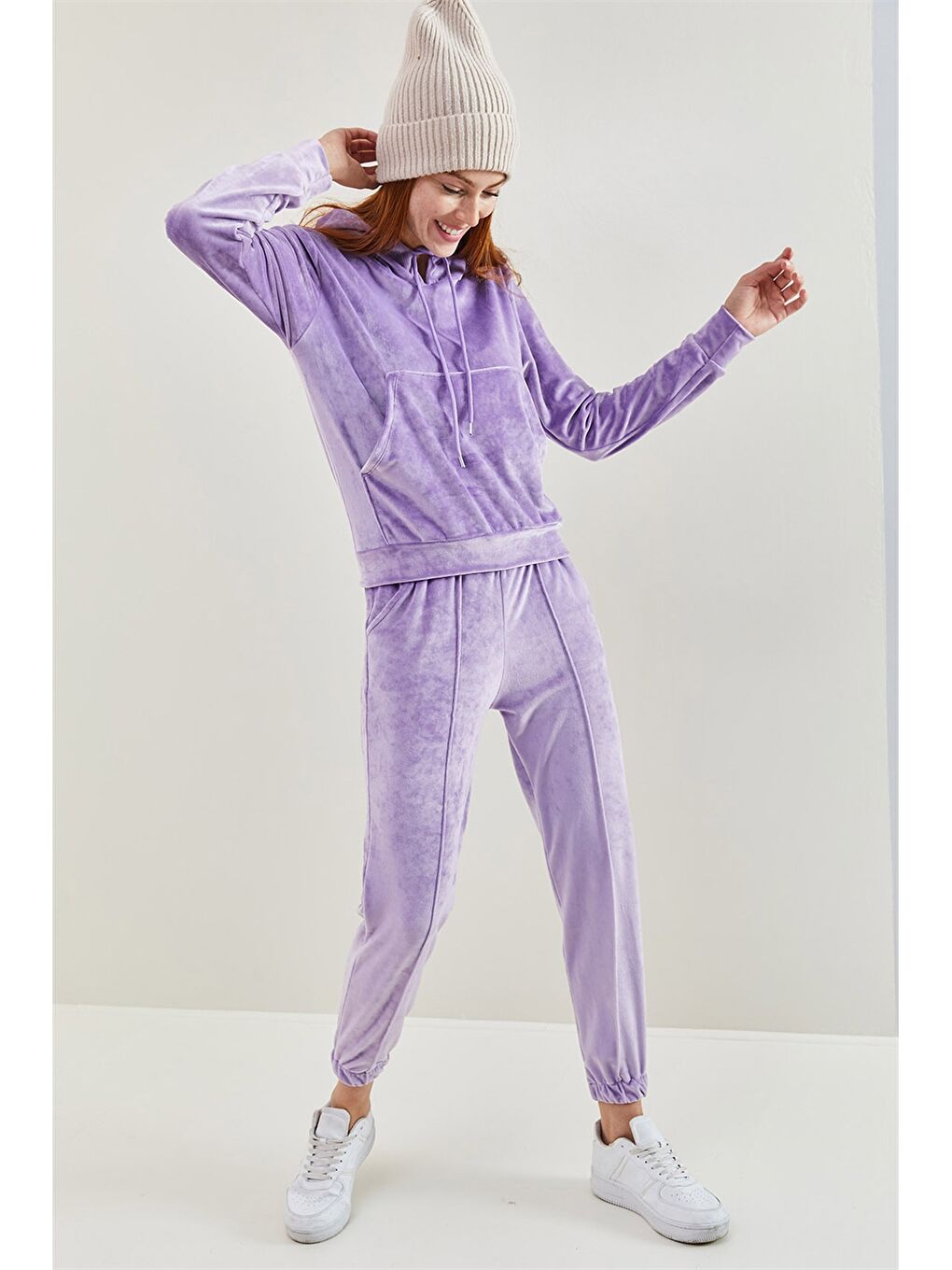 Lila Kapüşonlu Düz Uzun Kollu Kadife Kadın Eşofman Takımı-3