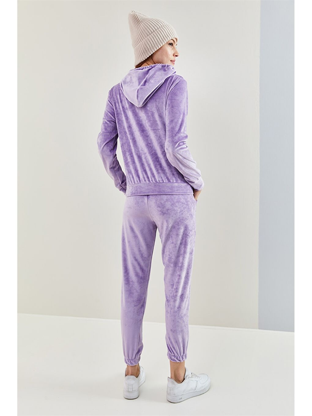Lila Kapüşonlu Düz Uzun Kollu Kadife Kadın Eşofman Takımı-5
