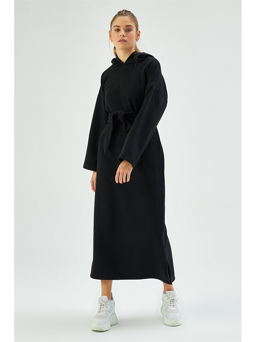 Siyah Kapüşonlu Düz Uzun Kollu Kadın Sweat Elbise-1