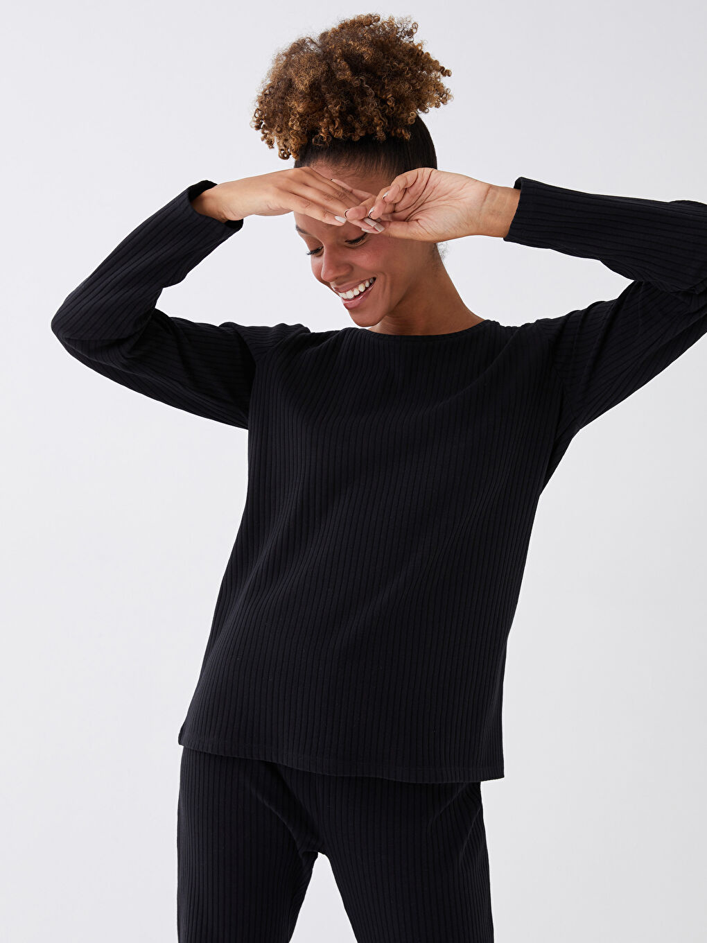 Crew Neck Plain Long Sleeve Women's Pyjama Set-1