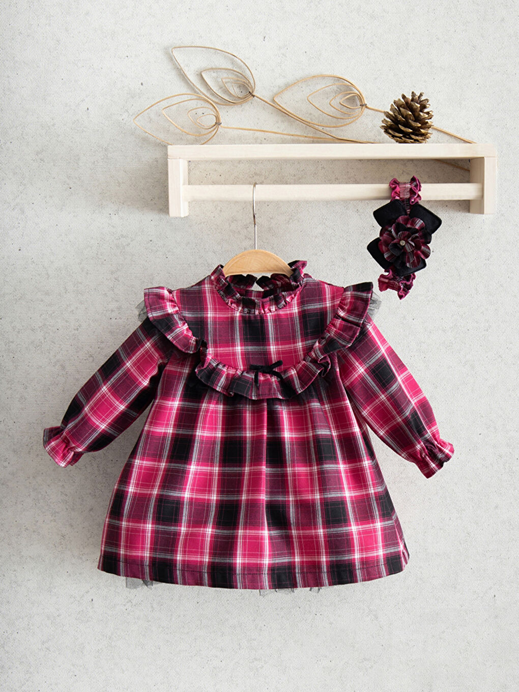 Fuşya Dik Yaka Uzun Kollu Kız Bebek Elbise-1