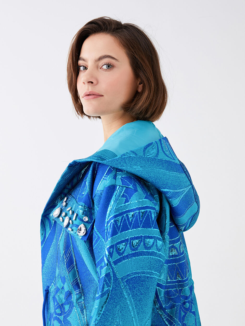 Yeşil Kapüşonlu Desenli Uzun Kollu Kadın Ceket-6