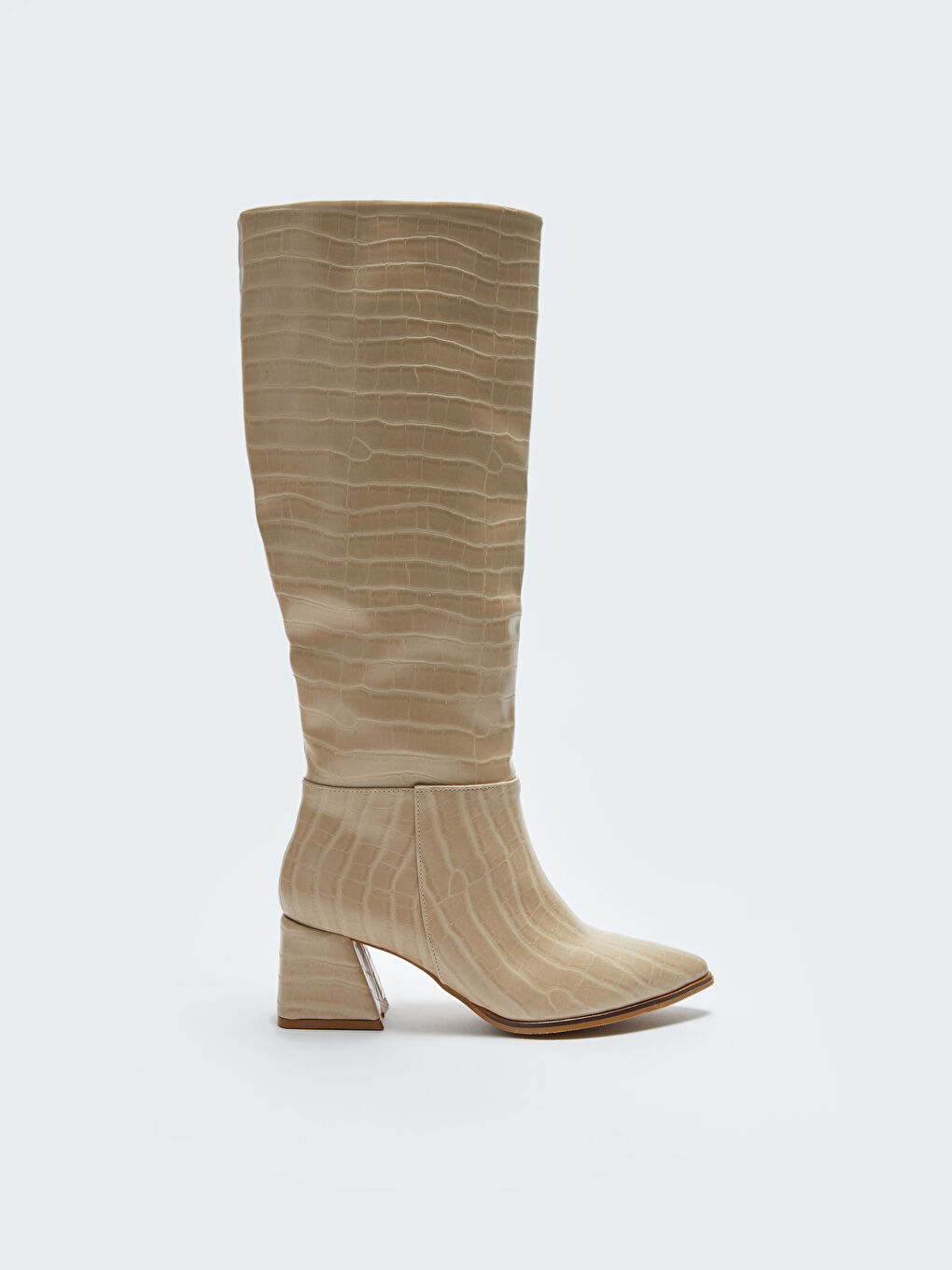 Bej Deri Görünümlü Kroko Desenli Kadın Çizme-1