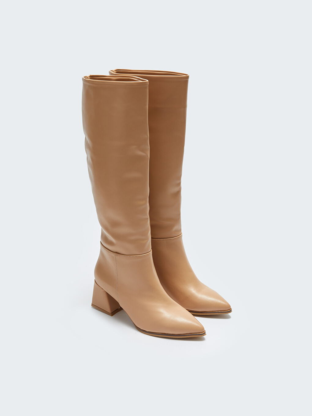 Kahverengi Deri Görünümlü Kadın Topuklu Çizme