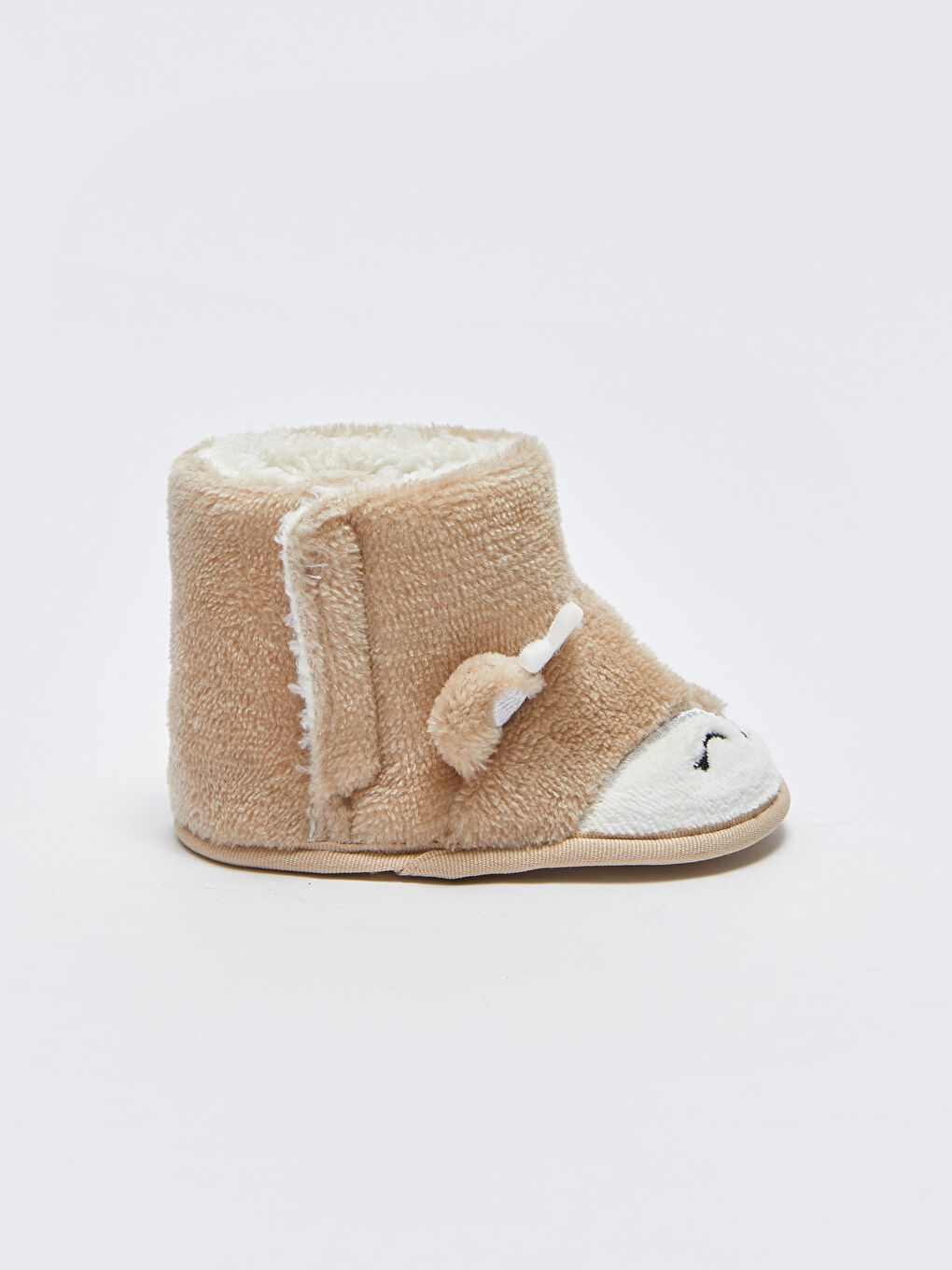 LCW STEPS 3D Applique Detailed Hook and Loop Closure Baby Girl House Boots -W2JM17Z1-JJ5