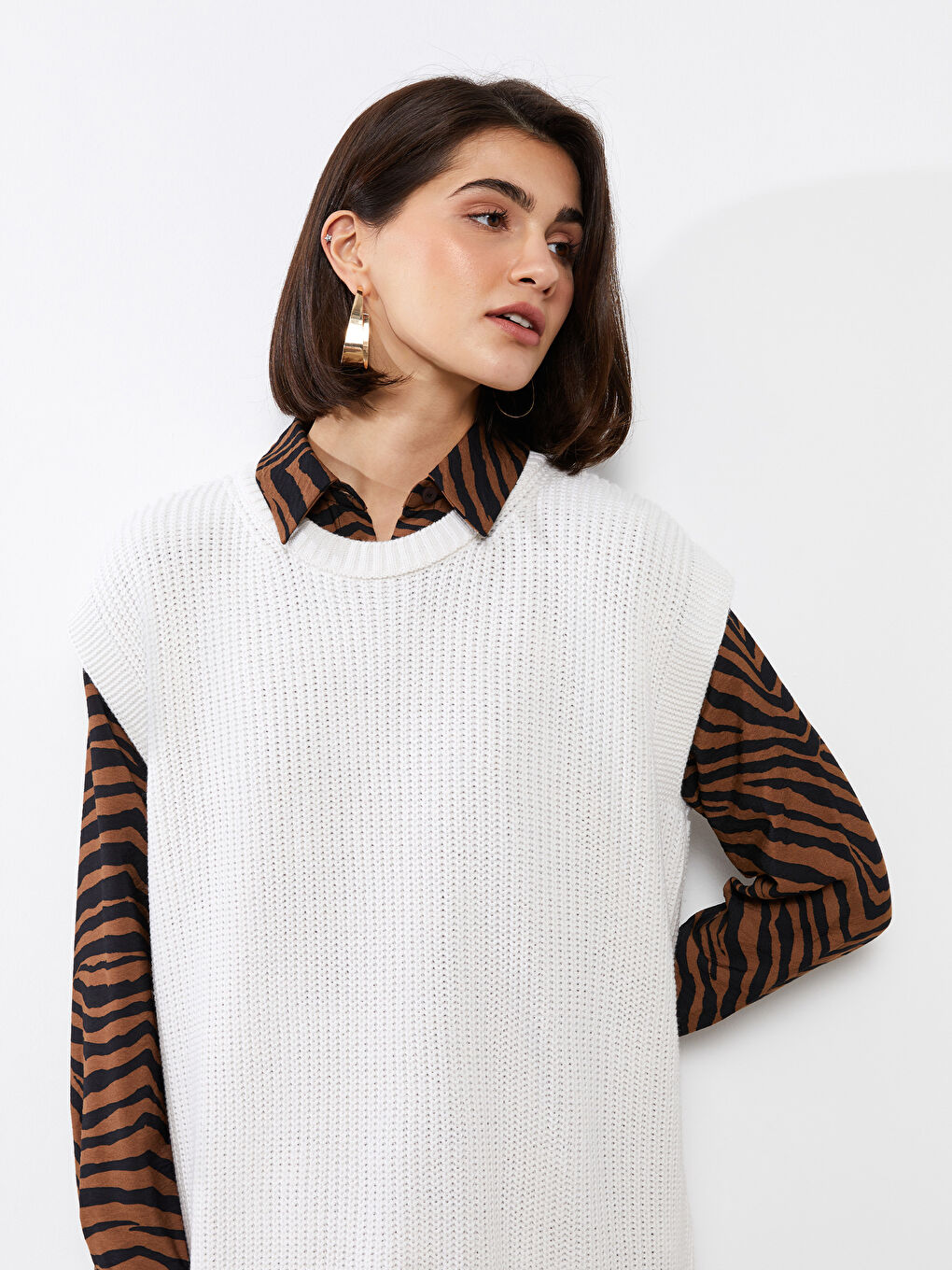 Crew Neck Plain Oversize Women's Knitwear Sweater-1