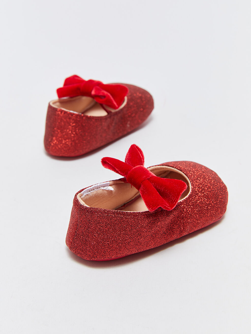 Kırmızı Fiyonk Detaylı Kız Bebek İlk Adım Ayakkabısı ve Saç Bandı-4