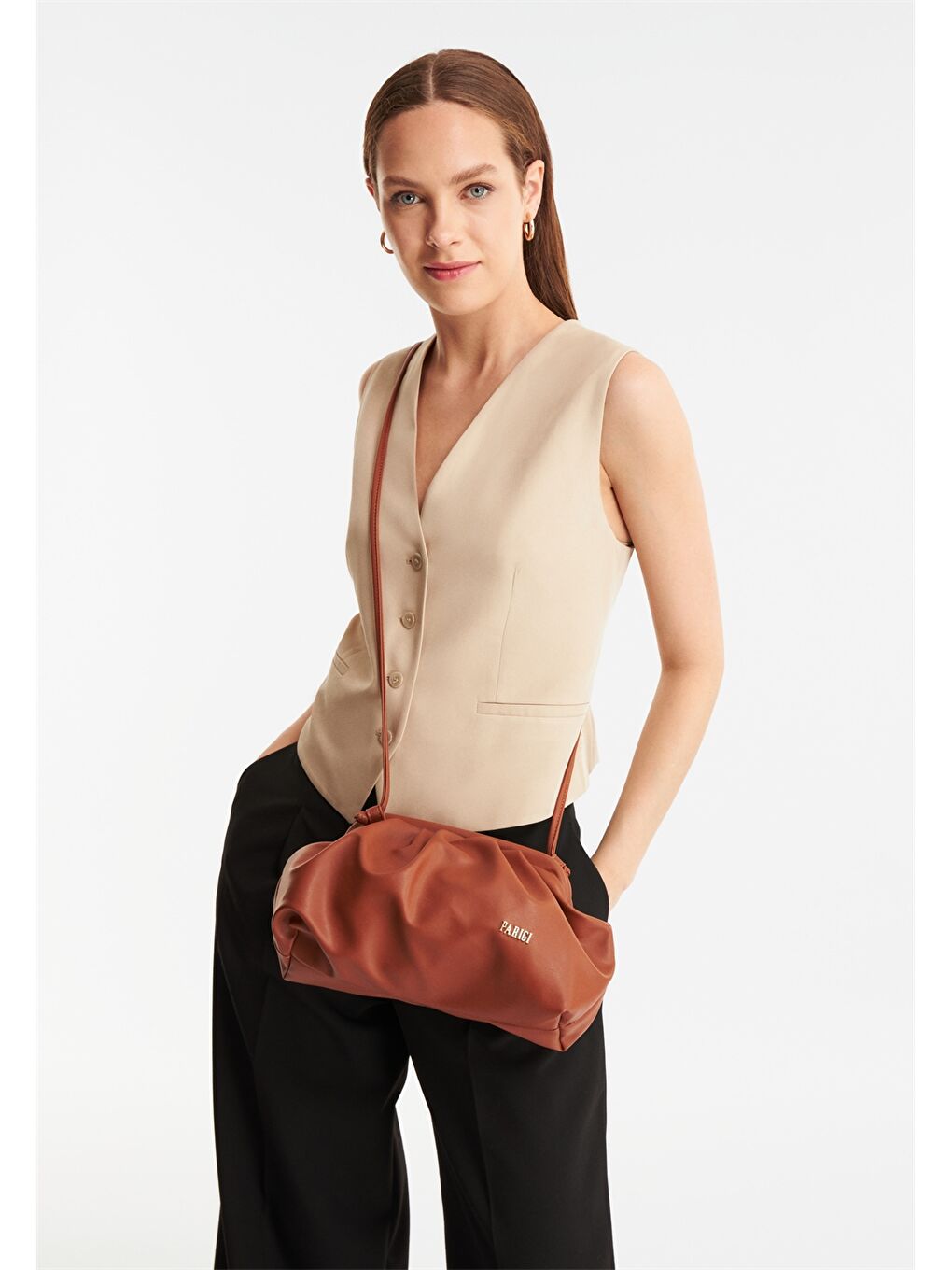 Ekru Deri Görünümlü Kadın Çapraz Çanta-1