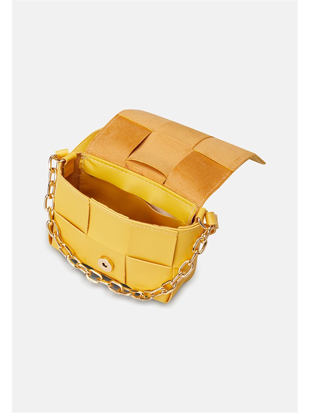 Sarı Deri Görünümlü Zincir Detaylı Kadın Çapraz Çanta-1