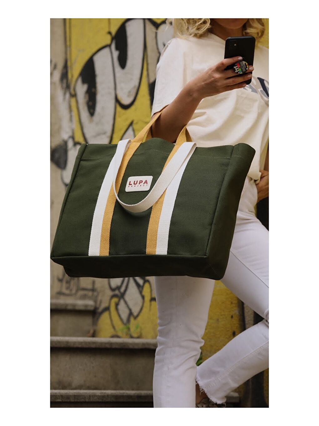 Yeşil Etiket Baskılı Kadın Tote Çanta