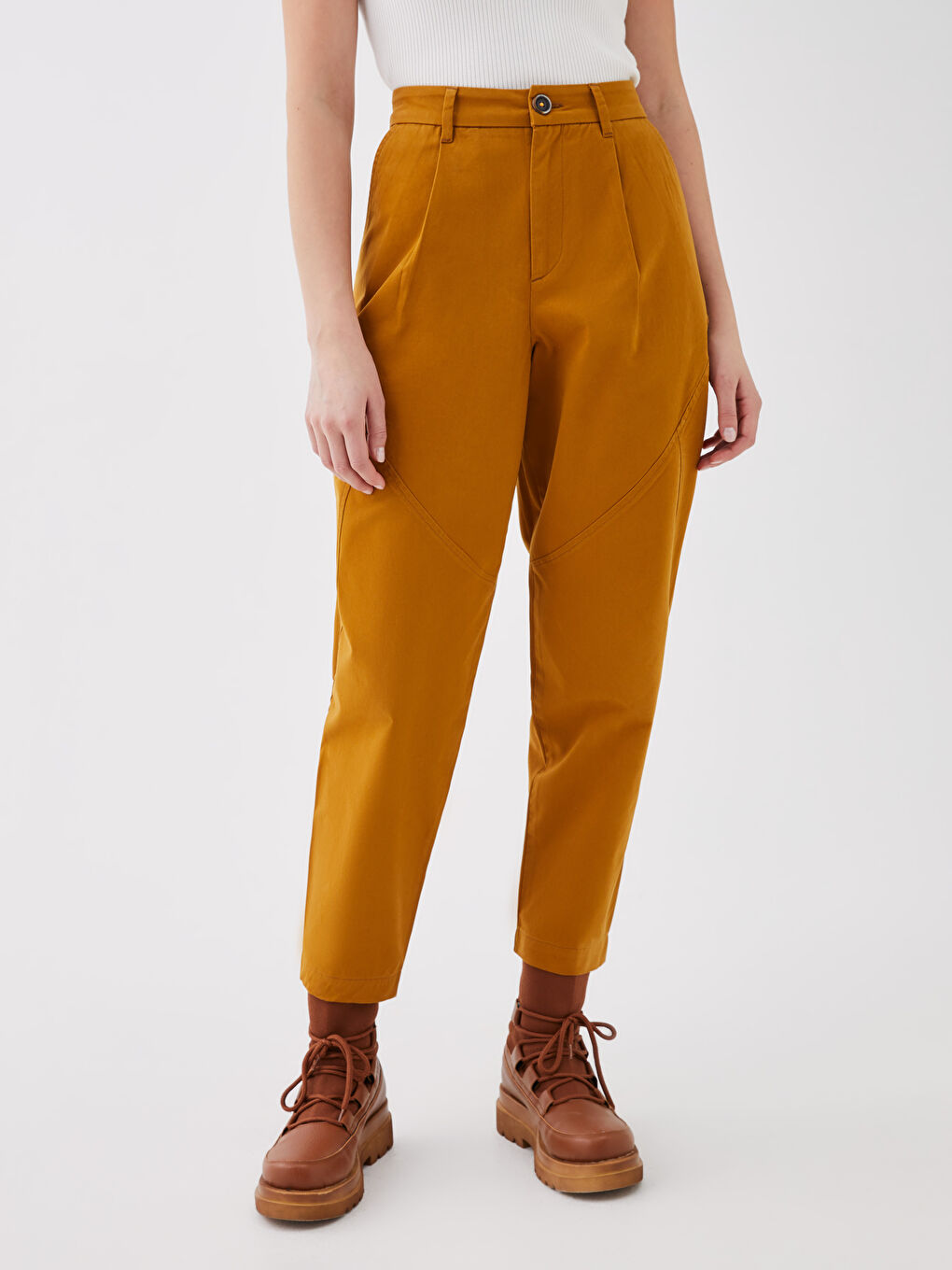 Sarı Panel Dikiş Detaylı Kadın Chino Pantolon-3