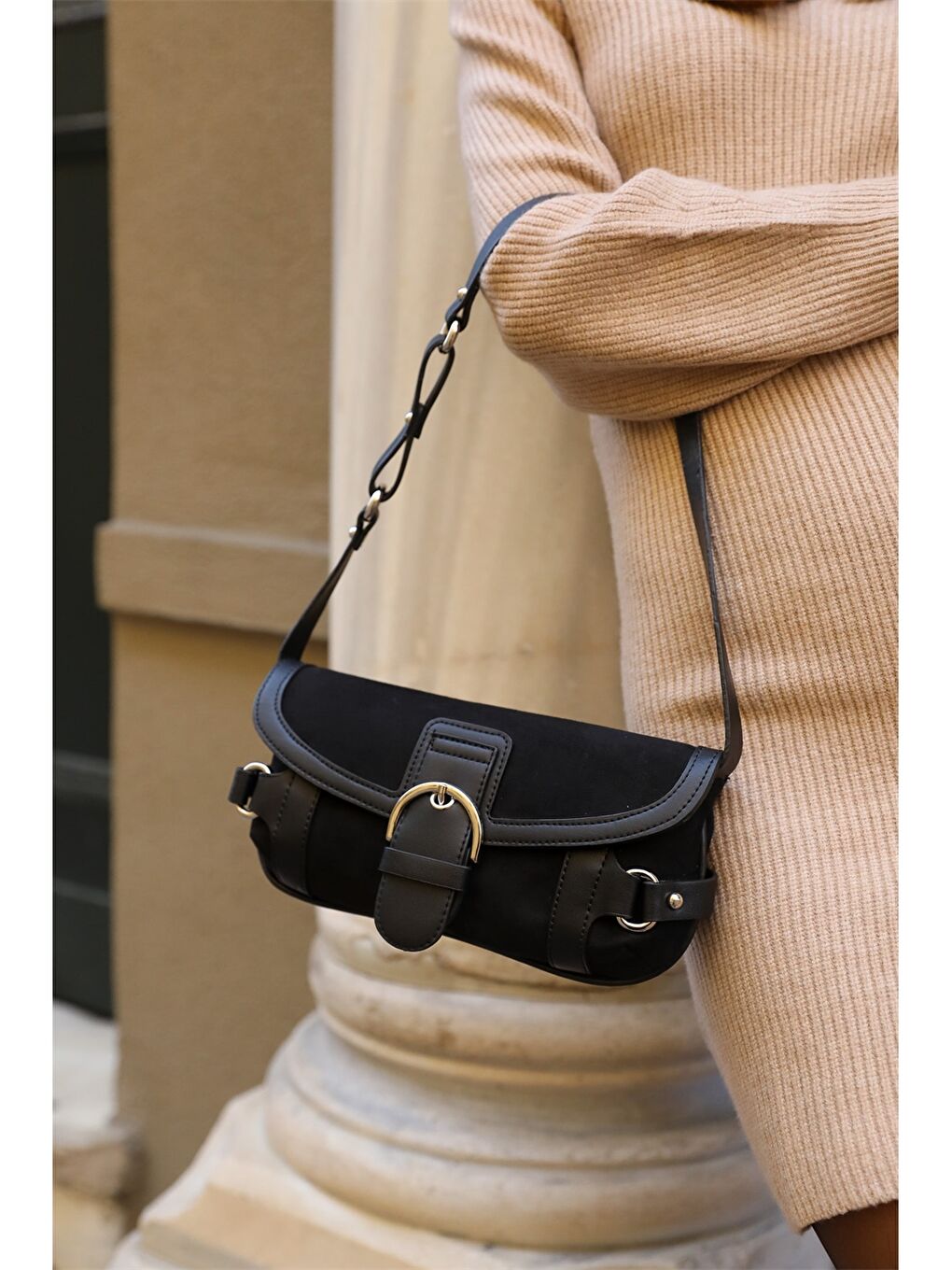 Siyah Toka Detaylı Kadın Omuz Çantası-2