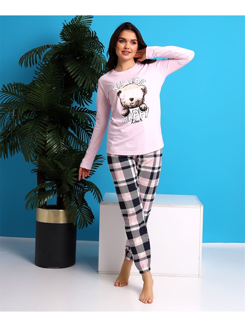 Siyah Bisiklet Yaka Baskılı Uzun Kollu Kadın Pijama Takımı-2