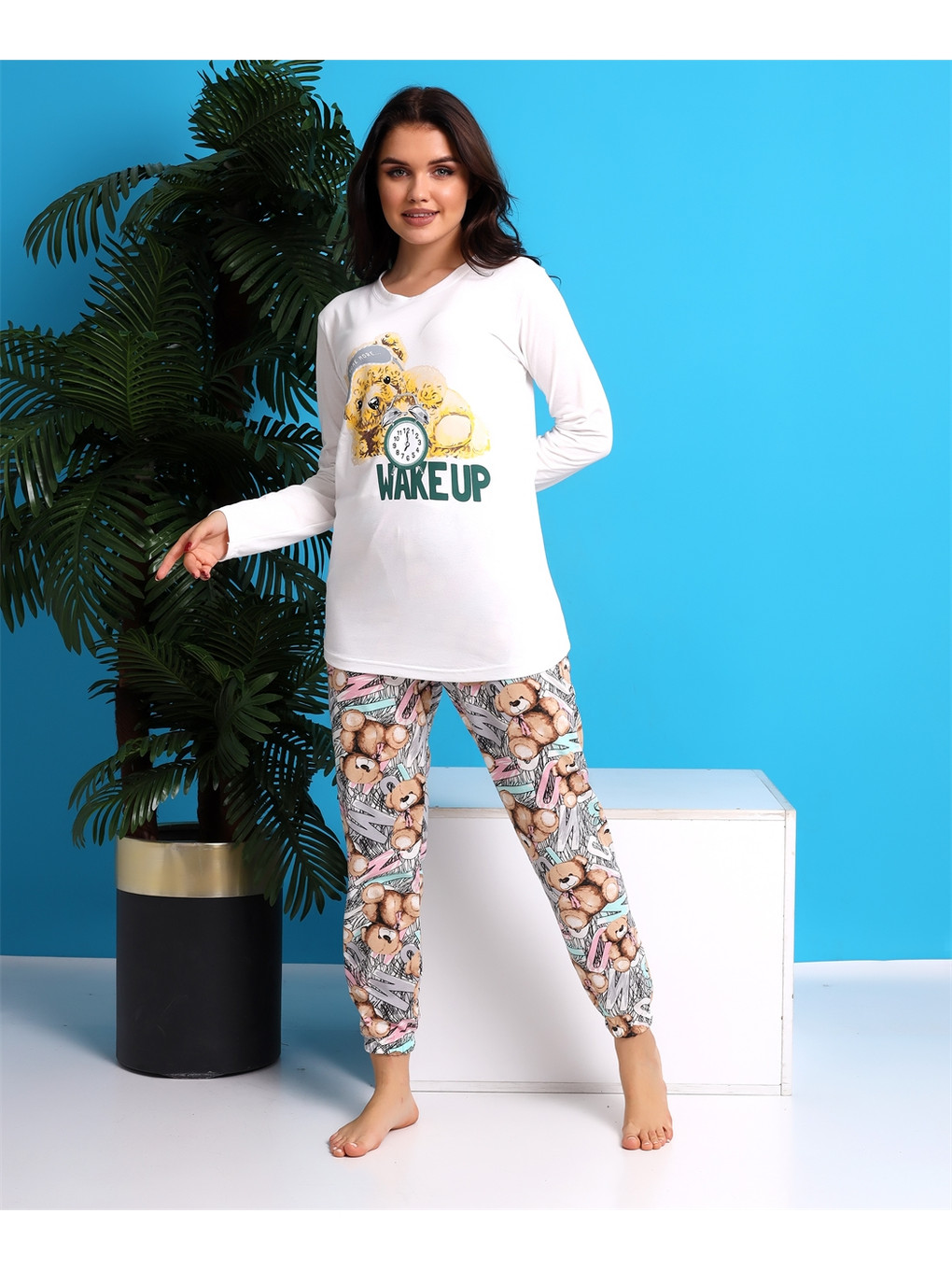 Bej Bisiklet Yaka Baskılı Uzun Kollu Kadın Pijama Takımı