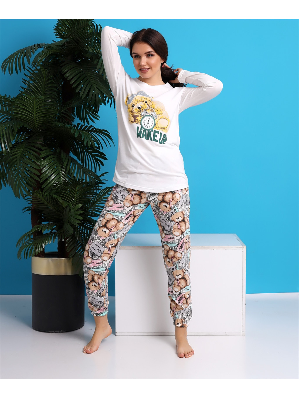 Bej Bisiklet Yaka Baskılı Uzun Kollu Kadın Pijama Takımı-2
