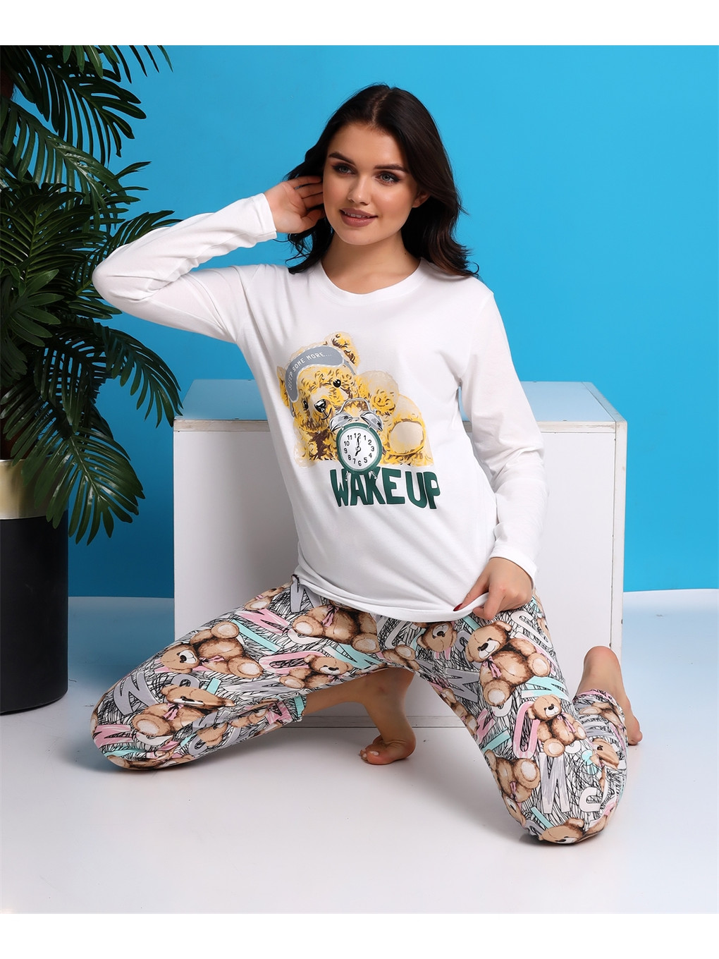 Bej Bisiklet Yaka Baskılı Uzun Kollu Kadın Pijama Takımı-6