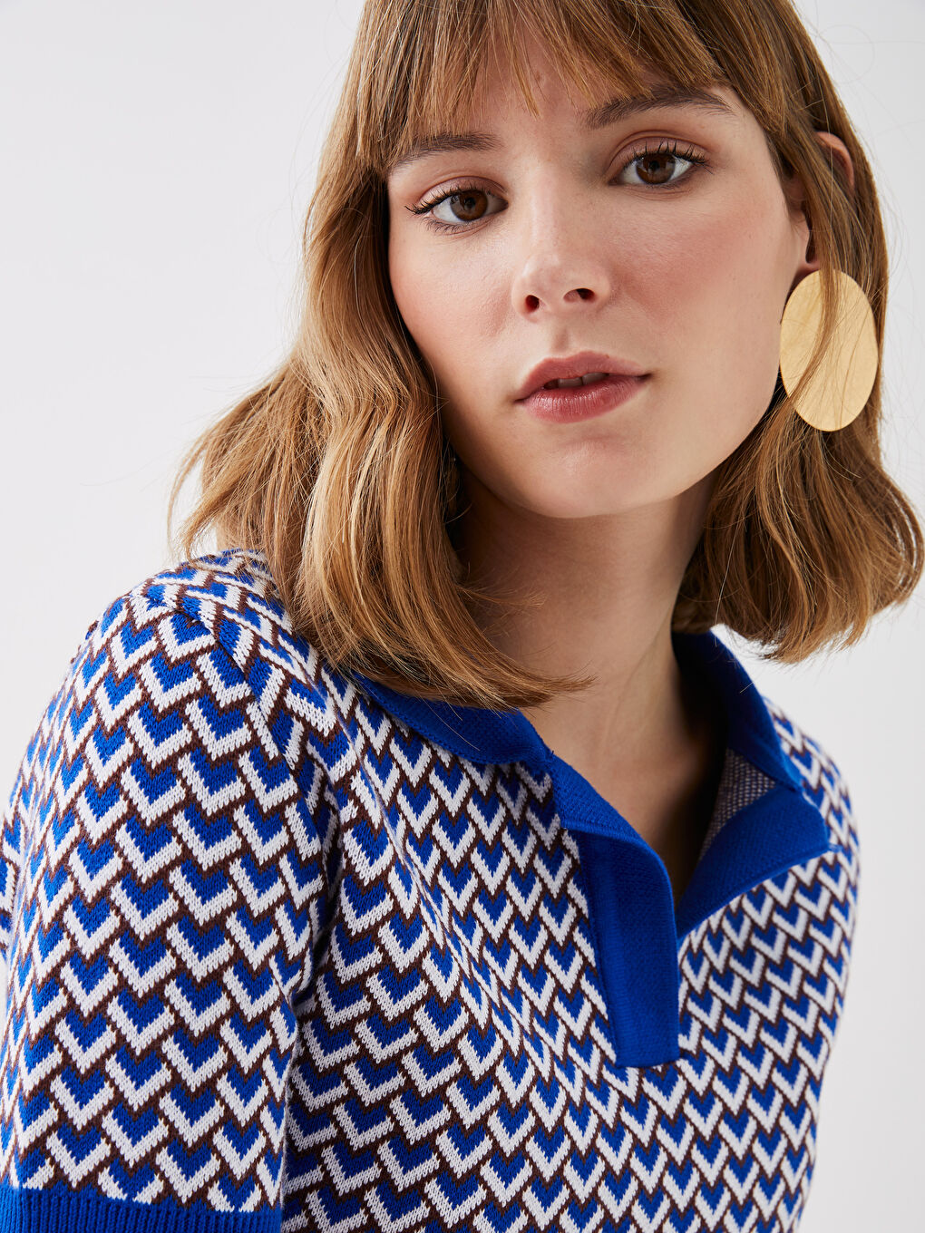 Mavi Polo Yaka Desenli Kısa Kollu Kadın Triko Kazak