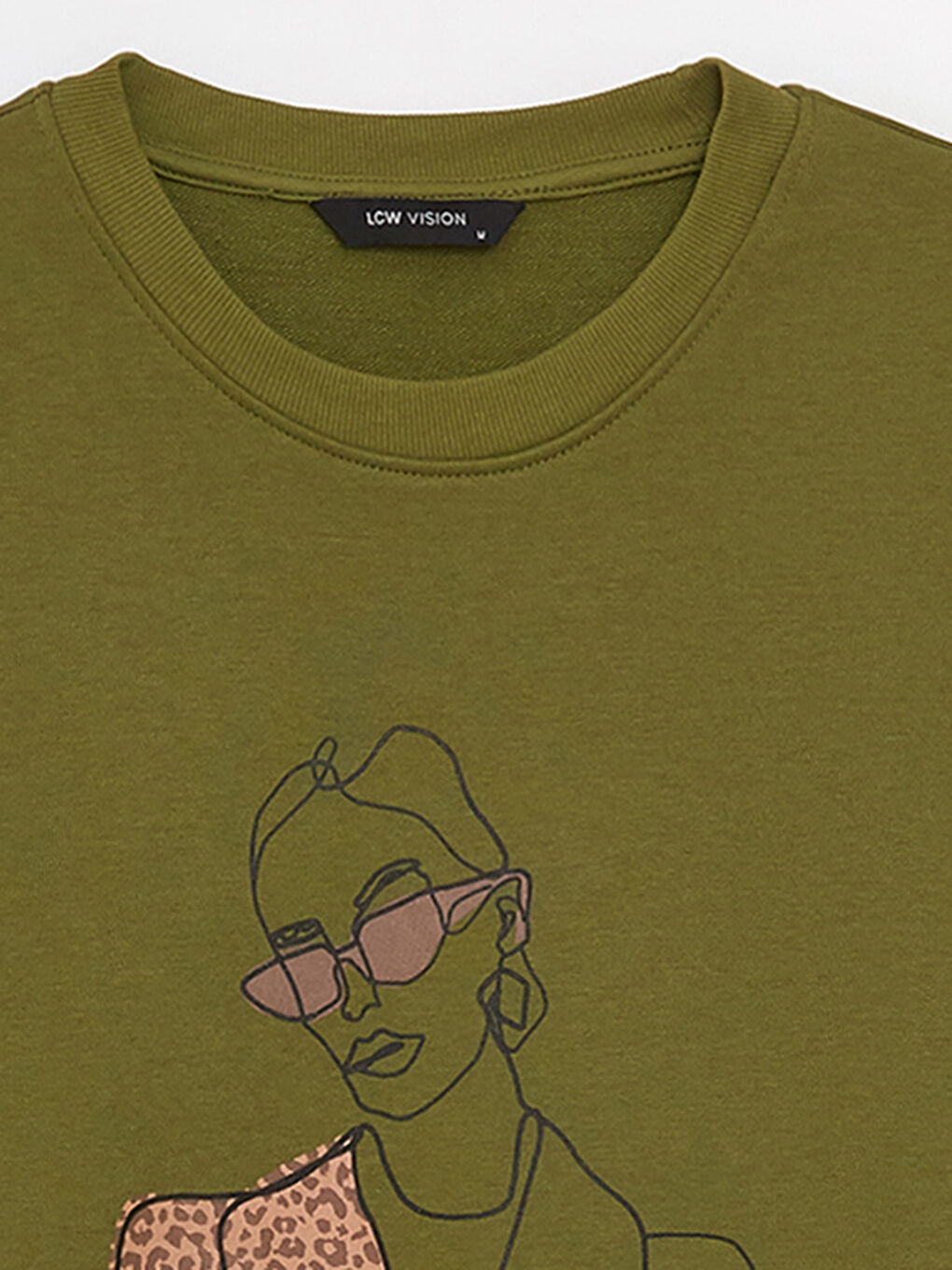 سويت شيرت أوفراسايز كم طويل مطبوع بياقة دائرية للسيدات-7