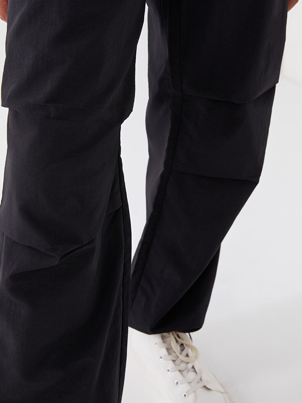 Siyah Kadın Beli Lastikli Düz Paraşüt Pantolon-2