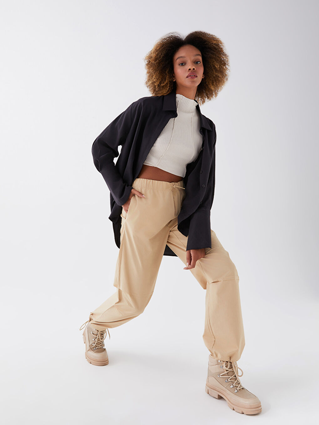 Bej Kadın Beli Lastikli Düz Paraşüt Pantolon-1