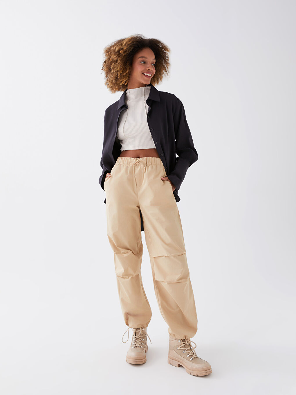 Bej Kadın Beli Lastikli Düz Paraşüt Pantolon-2