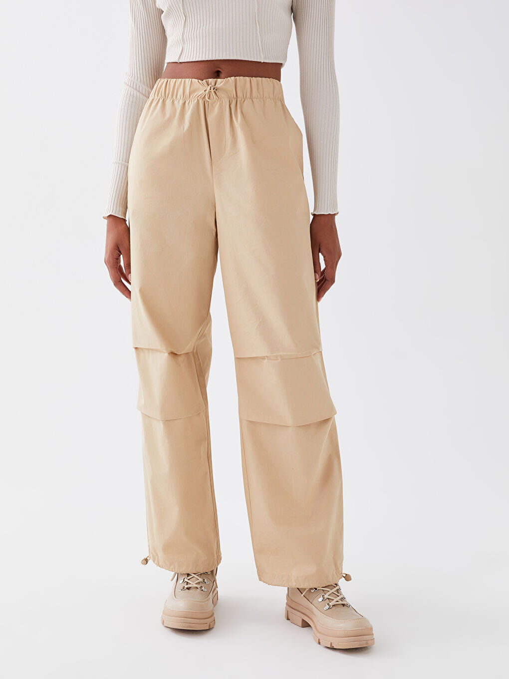 Bej Kadın Beli Lastikli Düz Paraşüt Pantolon-4