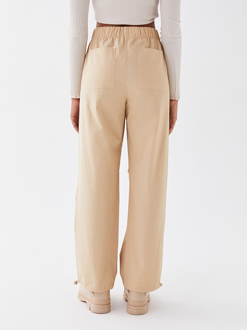 Bej Kadın Beli Lastikli Düz Paraşüt Pantolon-5