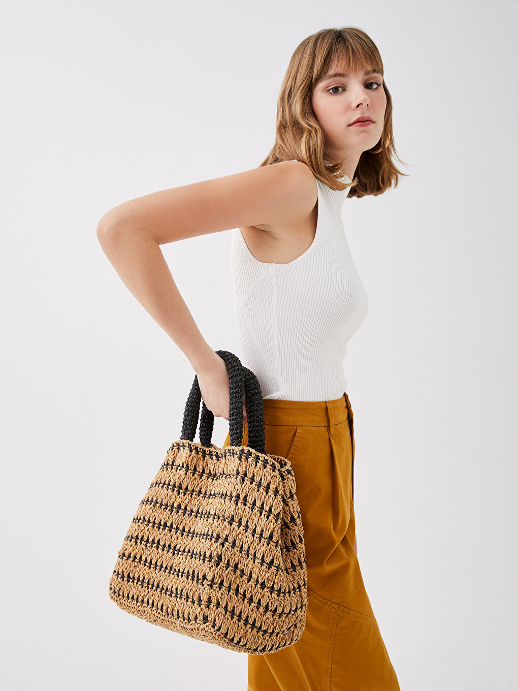 Beyaz El Örmesi Kendinden Desenli Kadın Tote Çanta