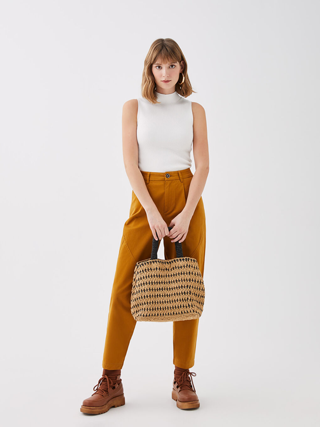 Beyaz El Örmesi Kendinden Desenli Kadın Tote Çanta-1