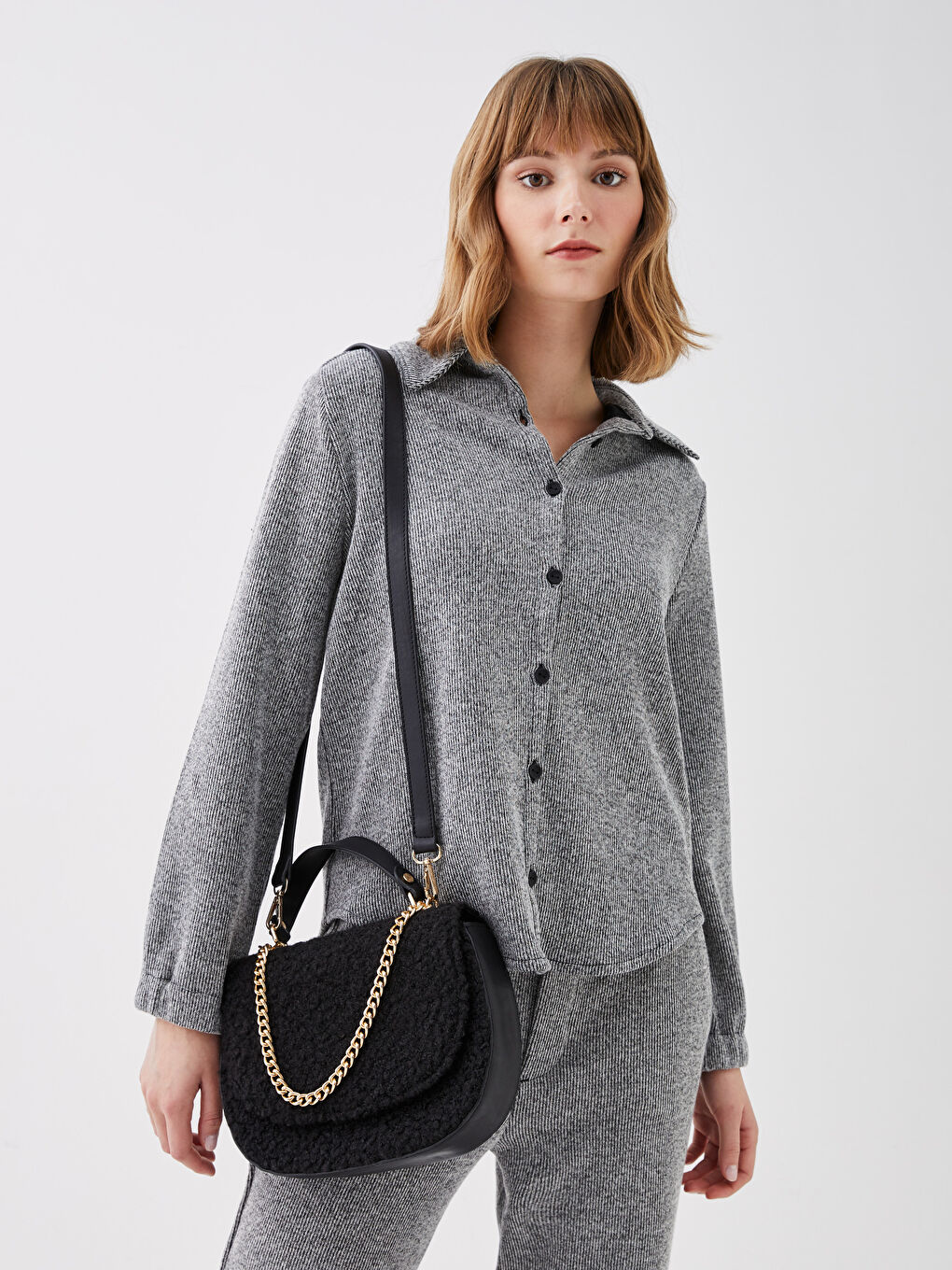 Siyah Kadın Pelüş Omuz Çantası-1