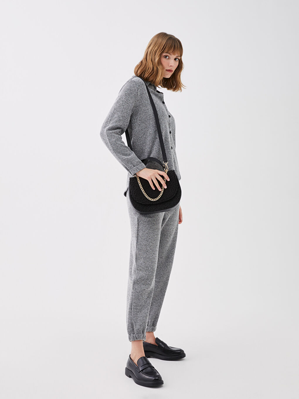 Siyah Kadın Pelüş Omuz Çantası-2