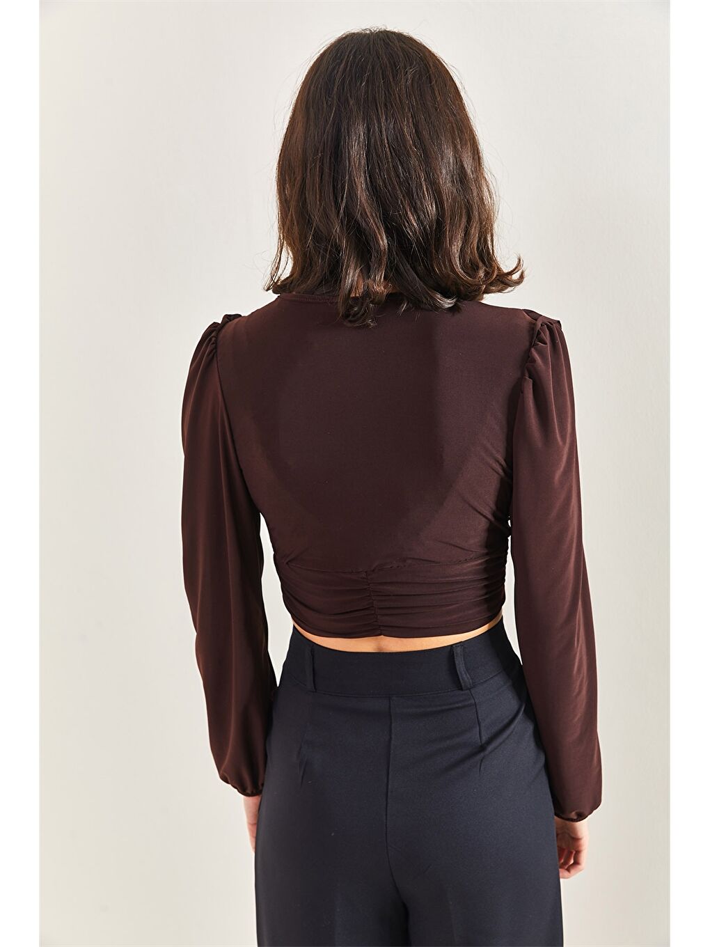 Kahverengi V Yaka Düz Uzun Kollu Crop Kadın Bluz-4