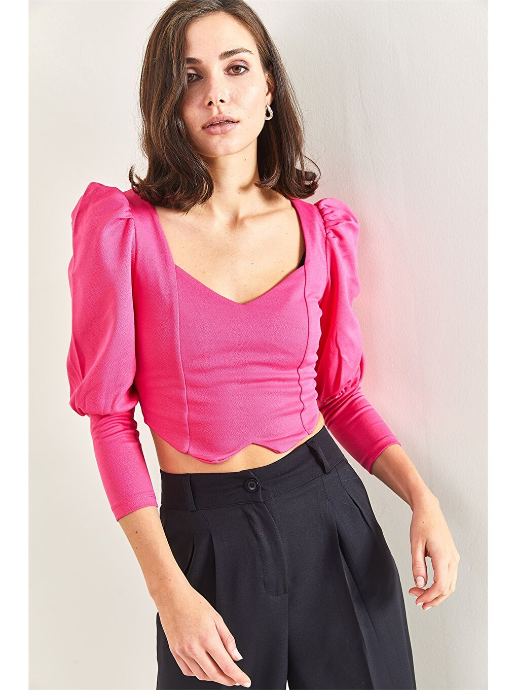 Pembe Kalp Yaka Düz Uzun Kollu Crop Kadın Bluz-3
