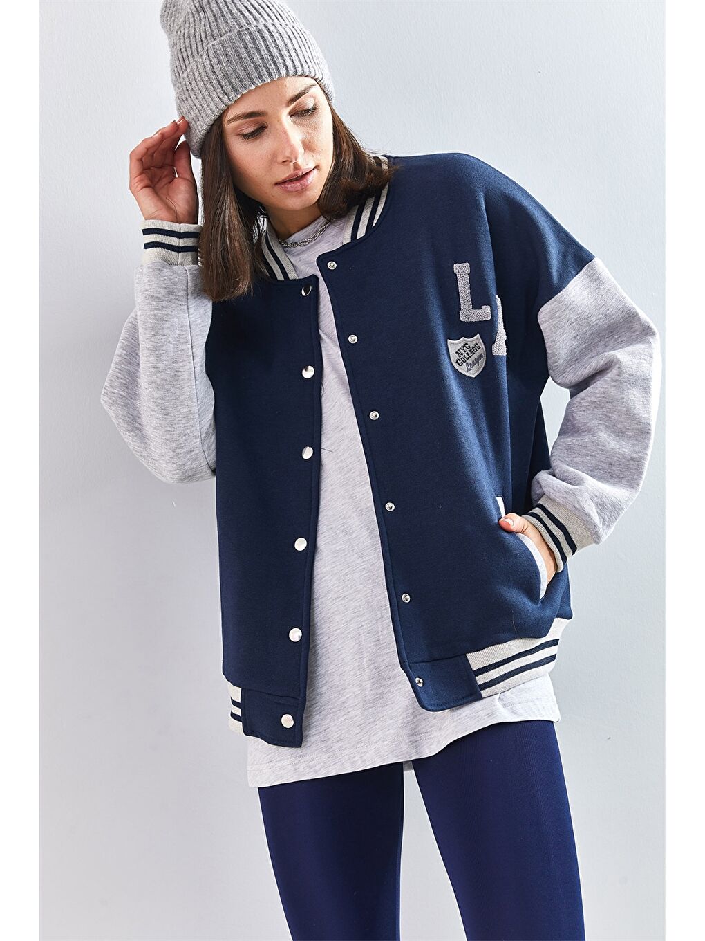 Lacivert Kolej Yaka Nakışlı Uzun Kollu Oversize Kadın Spor Hırka-4