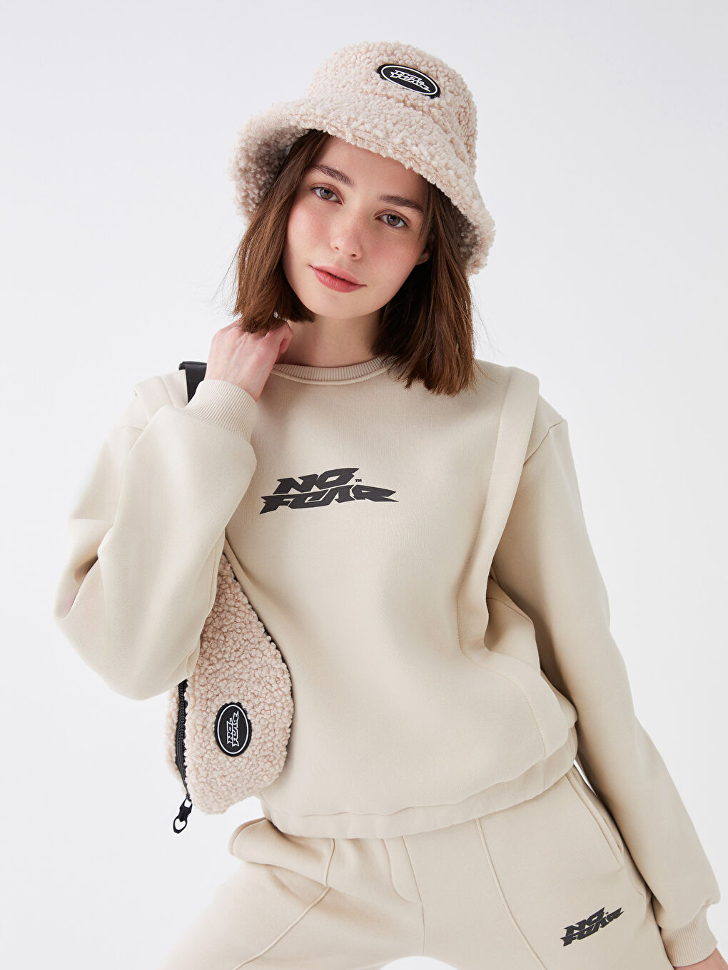 Bej Bisiklet Yaka Baskılı Uzun Kollu Kadın Sweatshirt-2